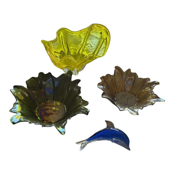 VINTAGE YELLOW GLASS ART