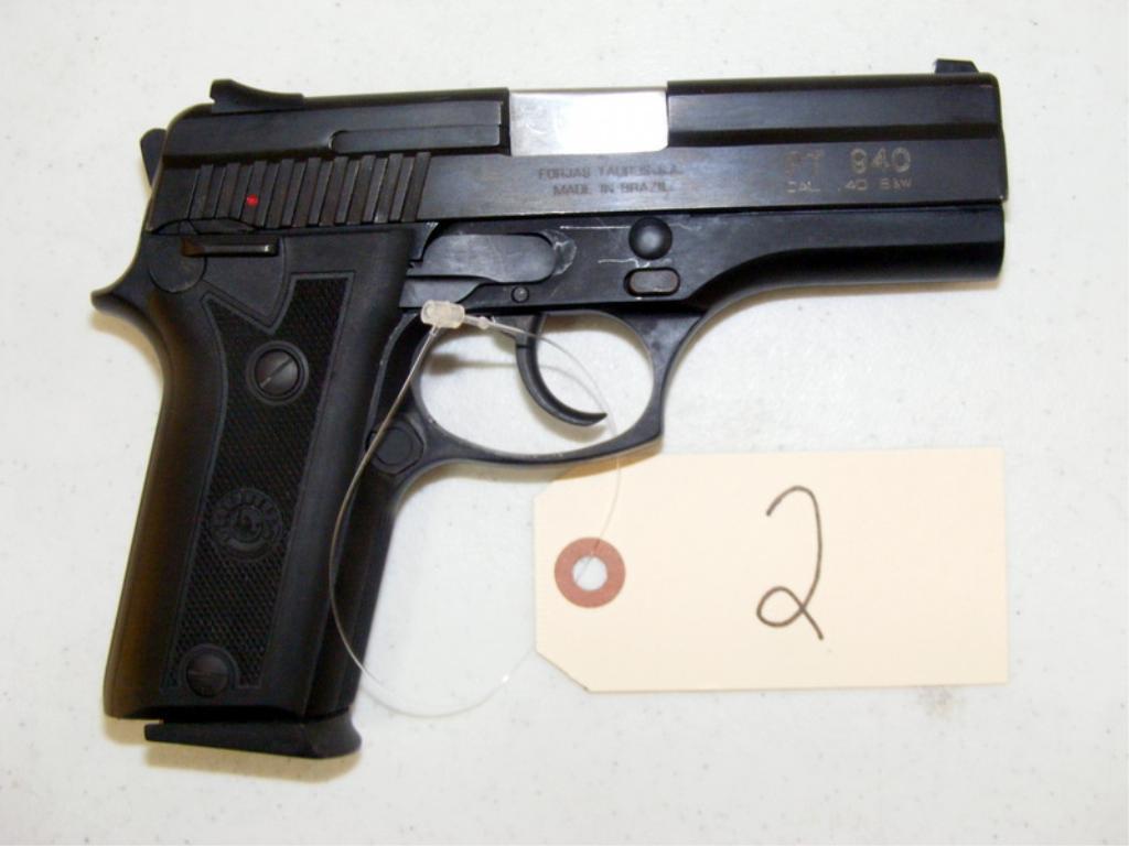 TAURUS PT940 SEMI-AUTOMATIC PISTOL