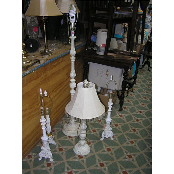 Group of 5 vintage to modern table and floor lamps