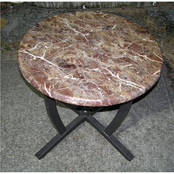 Marbelized end table 23 inches round