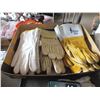 Image 1 : Box Of Assorted Work Gloves