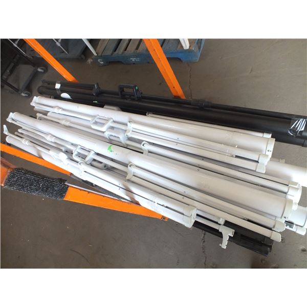 19 projector Screens