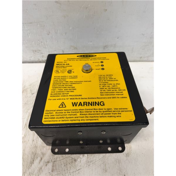 Banner #MGCA-4A Machine-Guard Control Box