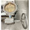 Image 4 : Lot of (2) Misc. Butterfly Valves w/Shut-Off Units