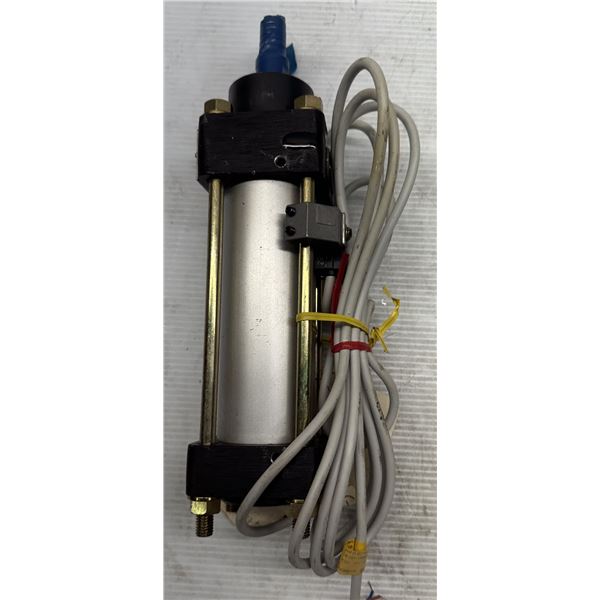 Toyooki Kogyo #K0ZNH077 Cylinder