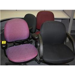 Lot Of 4 Chairs