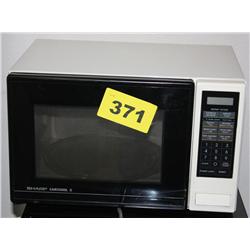 Sharp Microwave W/Turntable