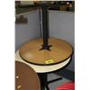 Image 1 : Lot of 2 Round Tables