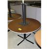 Image 1 : Lot of 2 Round Tables
