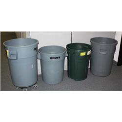 Lot of 4 Large Garbage Cans