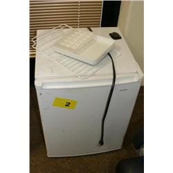 Small Sanyo Refrigerator