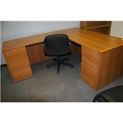 Wood Desk W/Return & 3 Chairs
