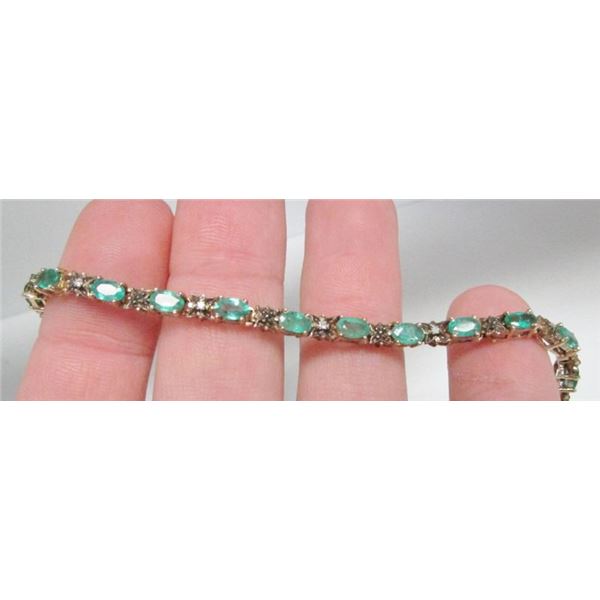 10 Kt Yellow Gold Emerald & Diamond Bracelet