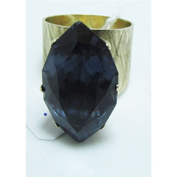 14 Kt Yellow Gold Purple Spinel Gemstone Ring, size 7 1/4 - Wide Band