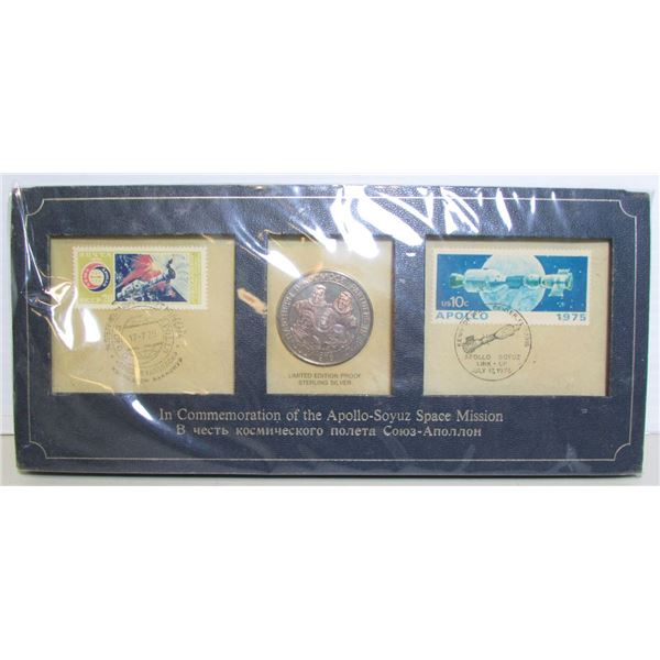 Sterling Silver Proof Coin - Commemoration Of The Apollo-Soyuz Space Mission - With 2 Stamps