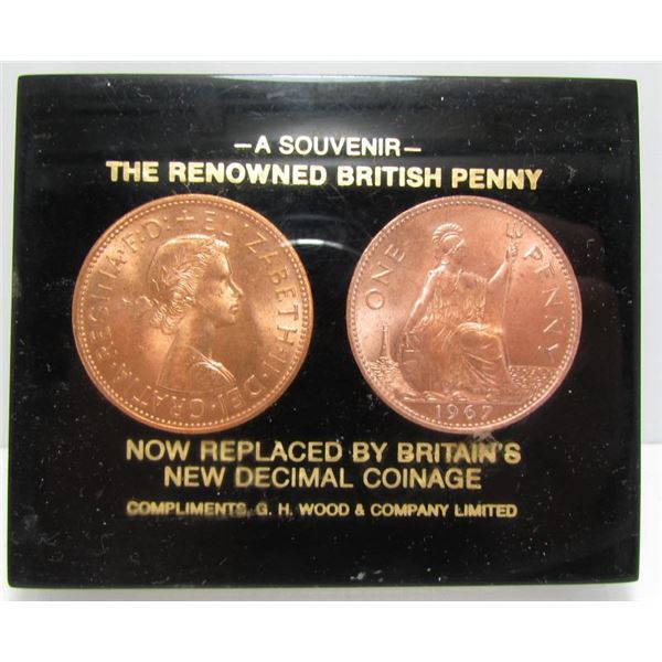 The Renowned British Penny Souvenir - Replaced By Britain's New Decimal Coinage - Paperweight