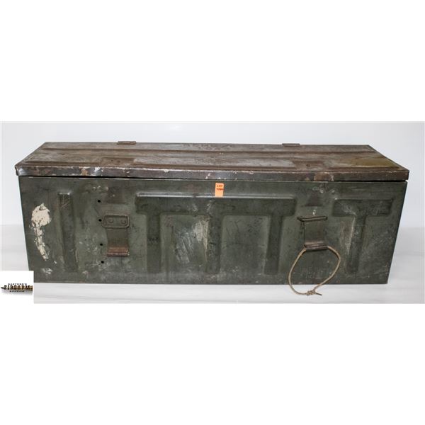 28" X 9" X 9.5" METAL CRATE