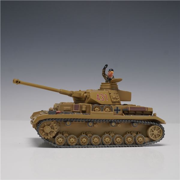 Britains 2004 Panzerkampfwagen IV Die-Cast Model Tank