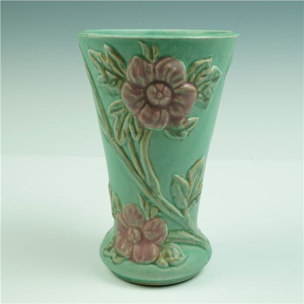 Hull Pottery Green Glaze Crabapple Vase, circa 1930s