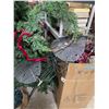 Image 5 : Christmas Decor Set - includes 6" Christmas Tree/Tree Lights & More