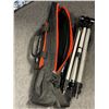 Image 3 : Soligor T157 Tripod w/Case