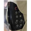 Image 3 : WestMassage Used Cream Electric Massage Chair - Untested