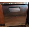 Image 1 : True Manufacturing - 27" Under Counter Single Door Refrigerator - Model: TUC-27