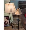 Image 1 : Lamp Table & Lamp B