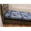 Image 3 : Single Bed C
