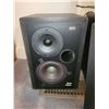 Image 2 : RFT Speakers B