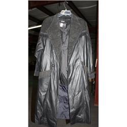 Wilsons Leather Coat Size Large