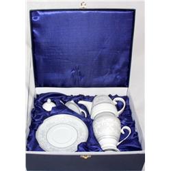 Sorelle Fine Porcelain Tea Service Set
