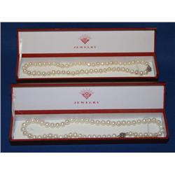 Two pearl necklaces X the money