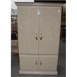 Armoire