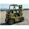 Image 4 : CLARK CY40 PROPANE FORKLIFT