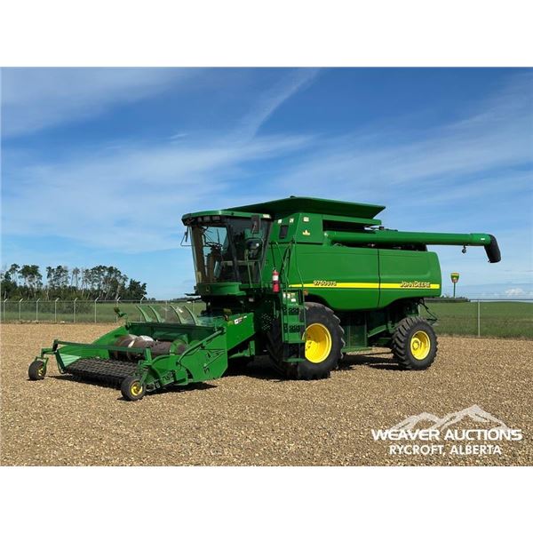 2001 JOHN DEERE 9750 STS COMBINE HARVESTER