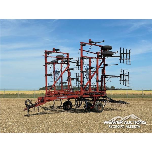 CASE INTERNATIONAL 5800 40 FT. NH3 APPLICATOR