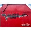 Image 11 : VALMAR 240 40 FT. PULL-TYPE FERTILIZER APPLICATOR