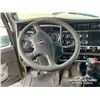 Image 16 : 2013 KENWORTH T800 TRI DRIVE TRUCK TRACTOR