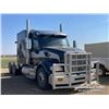 Image 2 : 2015 PETERBILT 567 T/A SLEEPER TRUCK
