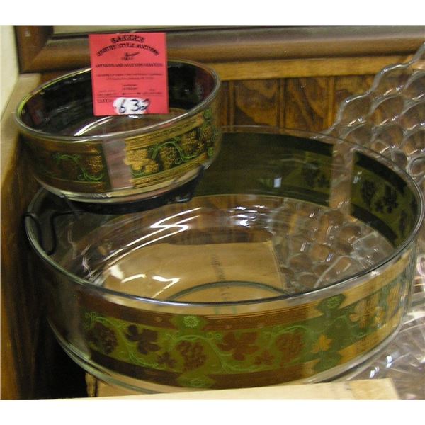 Vintage snack and dip set with original box