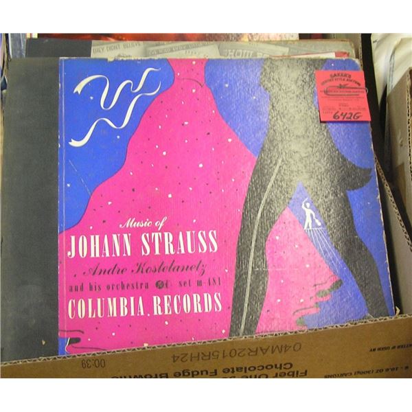 Large group of antique 78rpm records in albums