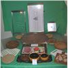 Image 1 : Large group of hot plates and accessories