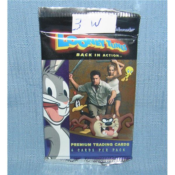 Loony Tunes back in Action unopened cello pack of collector cards