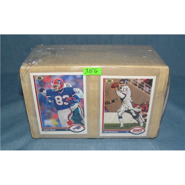 91 Upper Deck football cards box lot