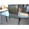 Image 3 : Glasstop Dinner Table w/ TV
