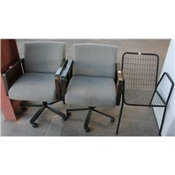 Lot of 3 Chairs