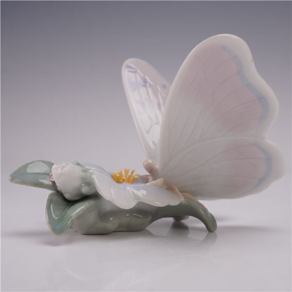 Lladro Porcelain Figurine, Refreshing Pause 1006330