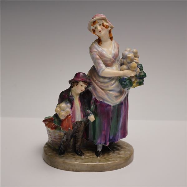 Royal Doulton Colorway Figurine, London Cry HN771