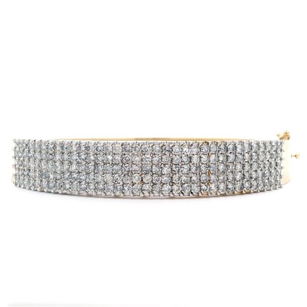 14KT Yellow Gold 3.50 ctw Diamond Bangle Bracelet
